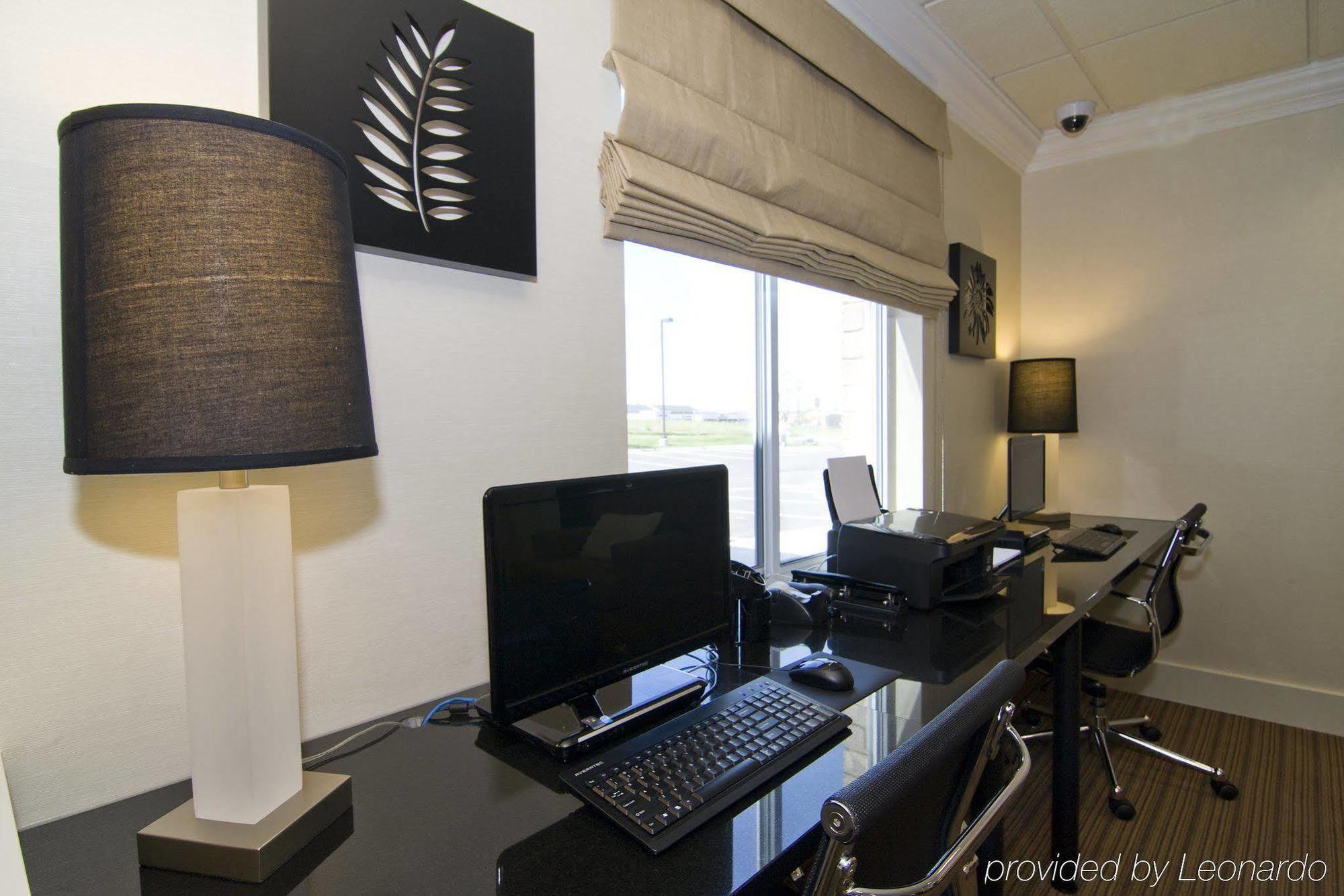 Holiday Inn Express Hotel & Suites Rogers By Ihg Facilités photo