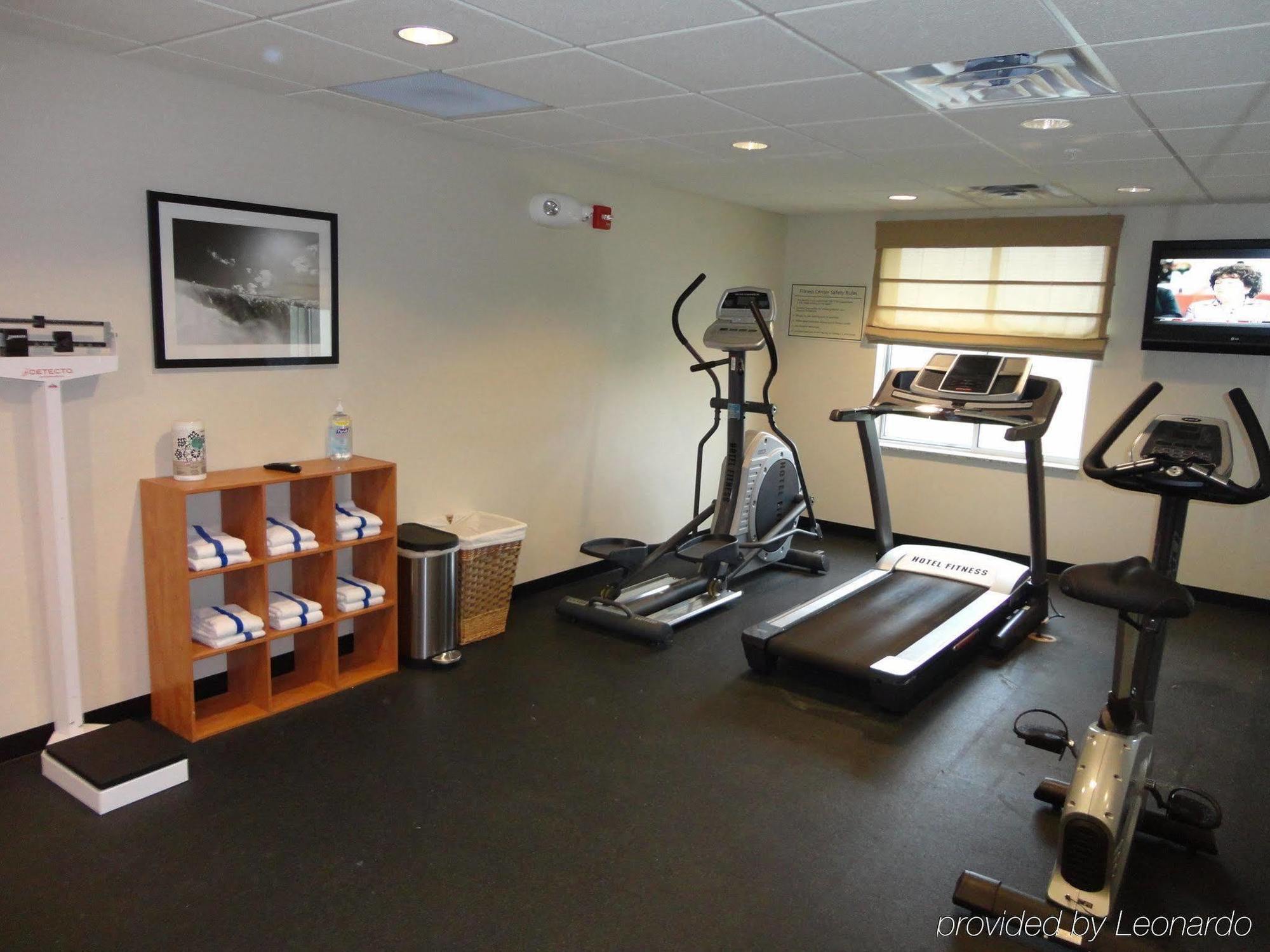 Holiday Inn Express Hotel & Suites Rogers By Ihg Extérieur photo